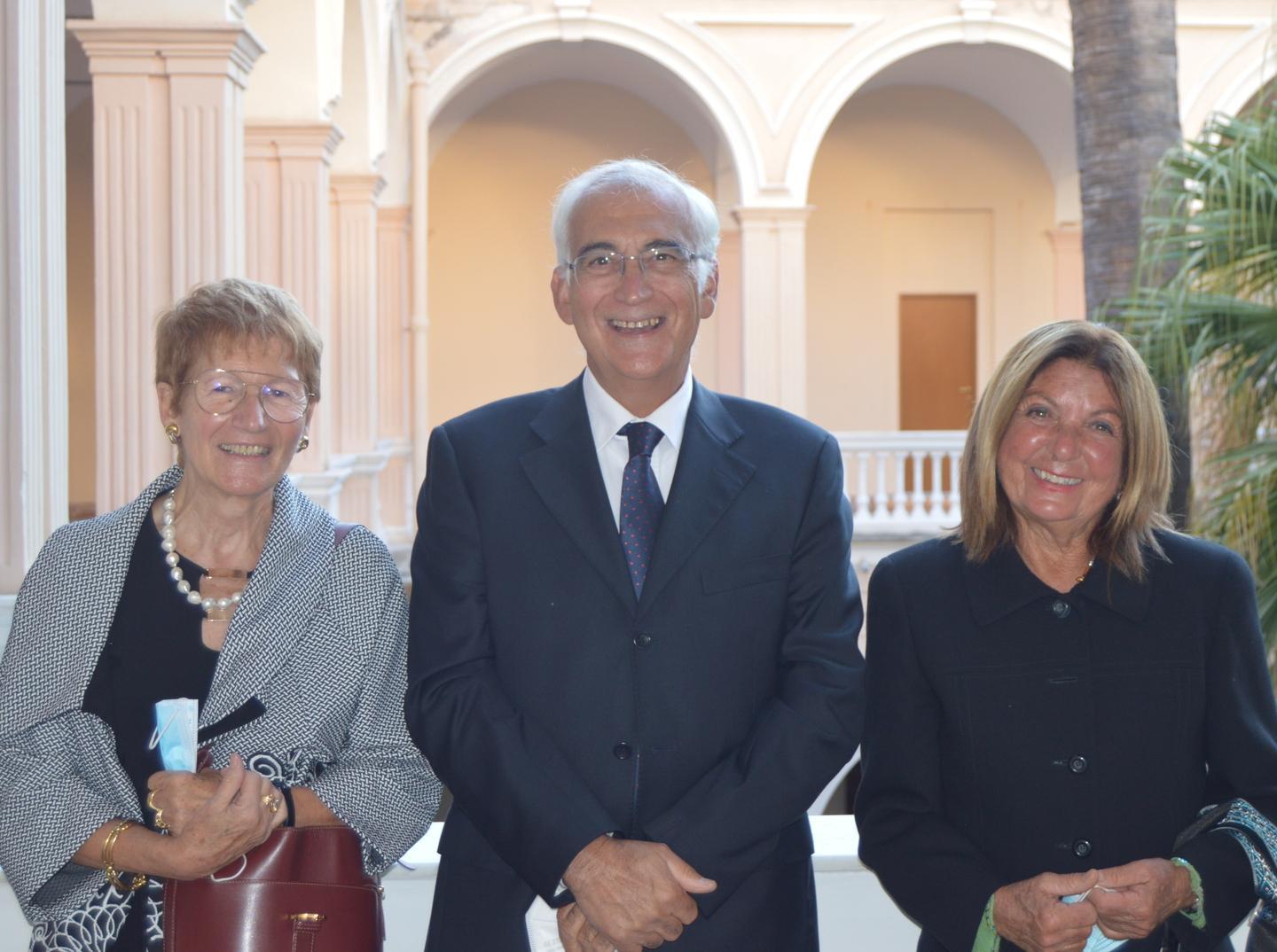 Tre medici premiati per i 50 anni dalla laurea 