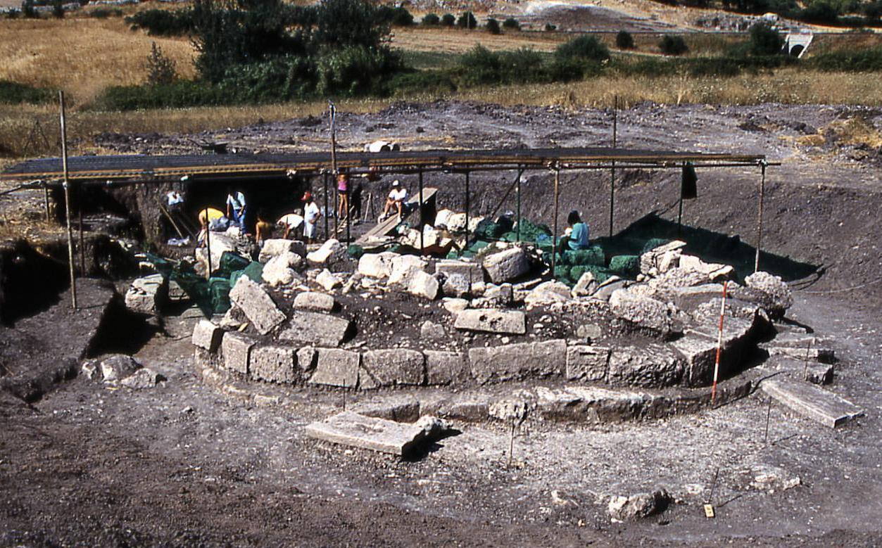 Nulvi, una pioggia di euro per salvare il pozzo sacro 