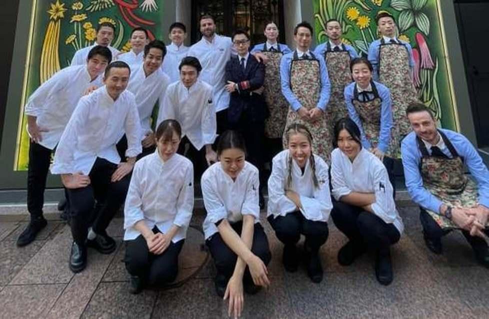 Nel cuore di Tokyo apre il terzo ristorante Gucci sotto la guida del modenese Bottura 