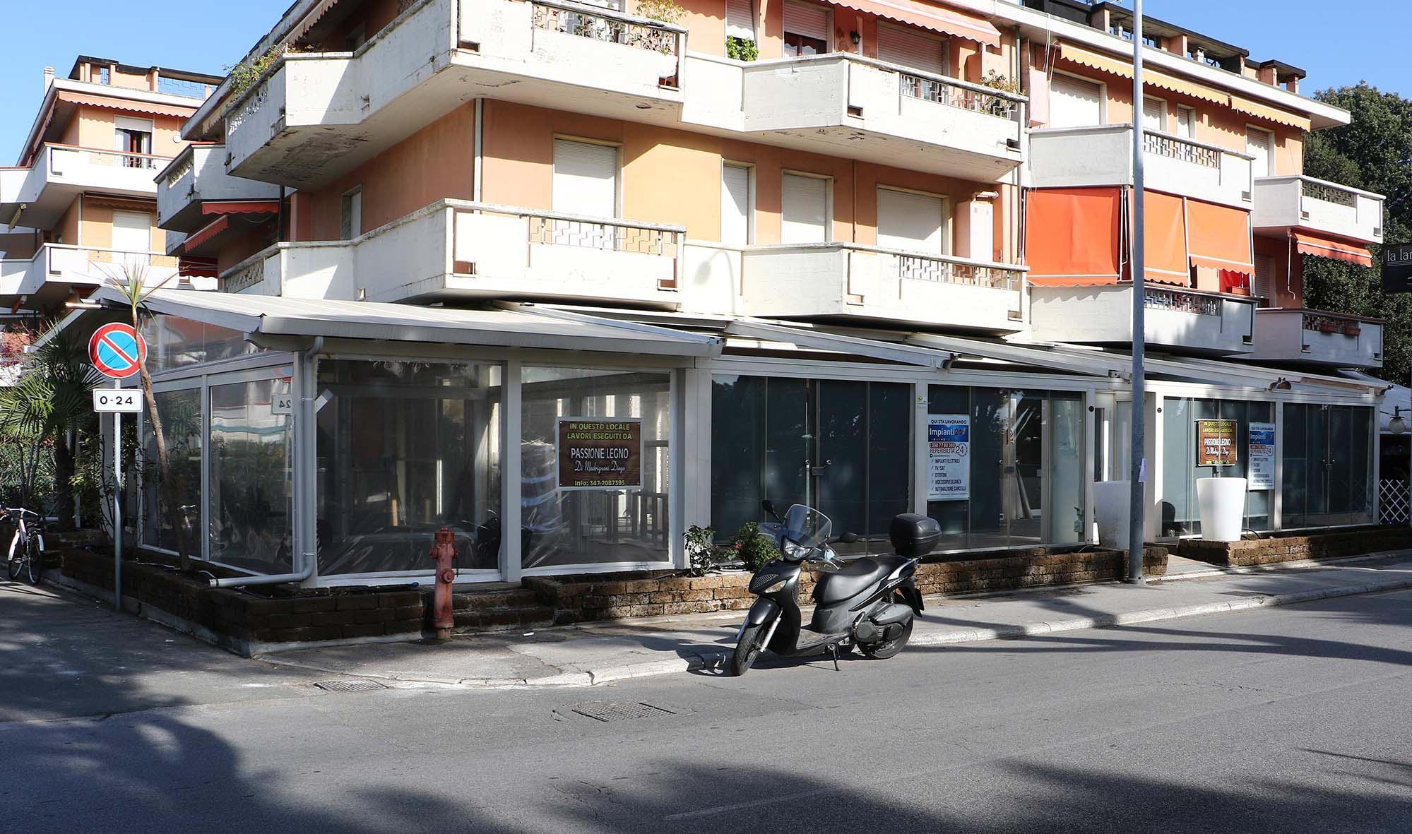 I nuovi locali di Aldo alla rotonda del viale Roma a Marina