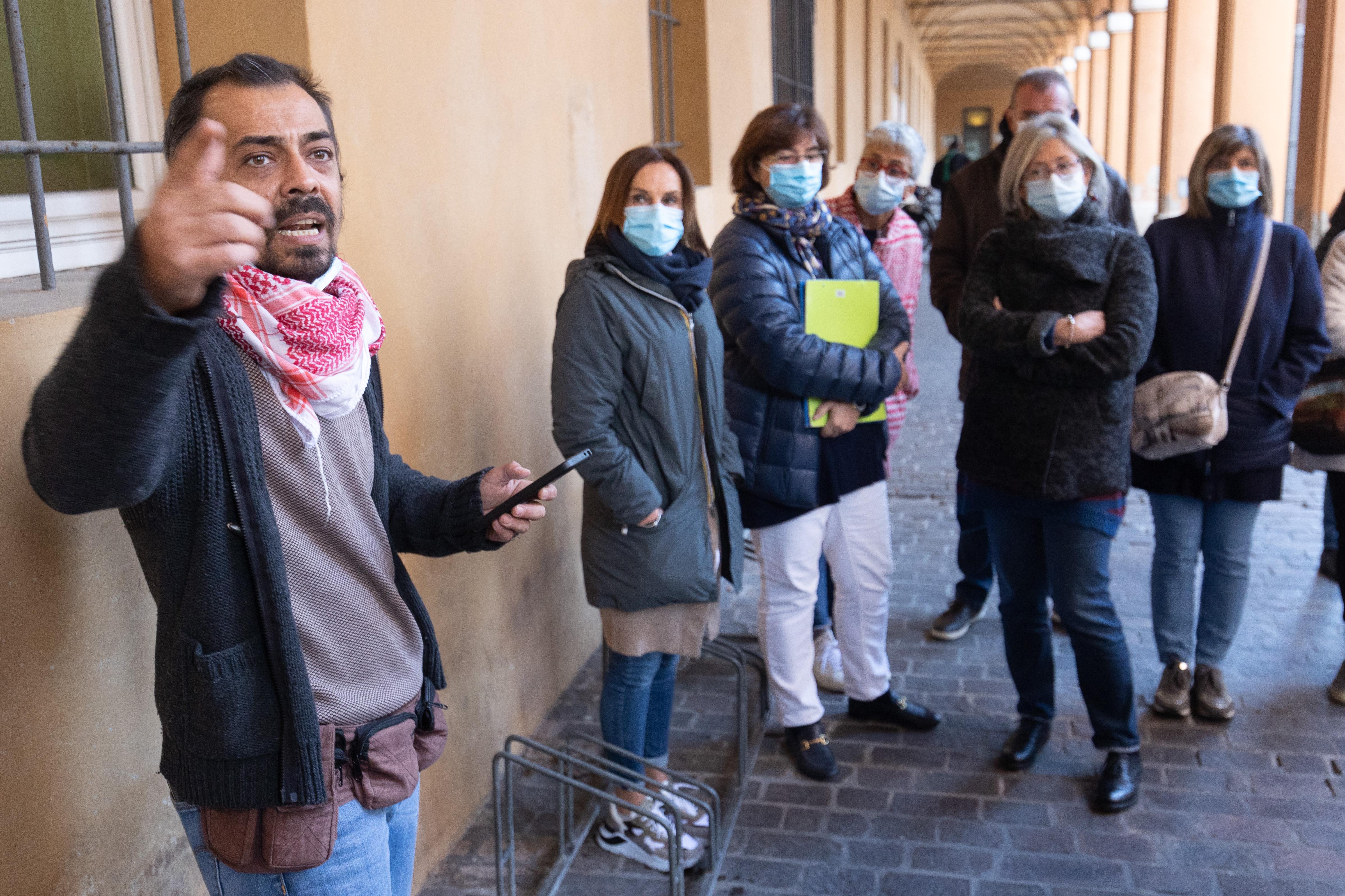Ferrara, rischio scioperi all'anagrafe. E i sindacati “sfidano” Coletti: vada dai cittadini 