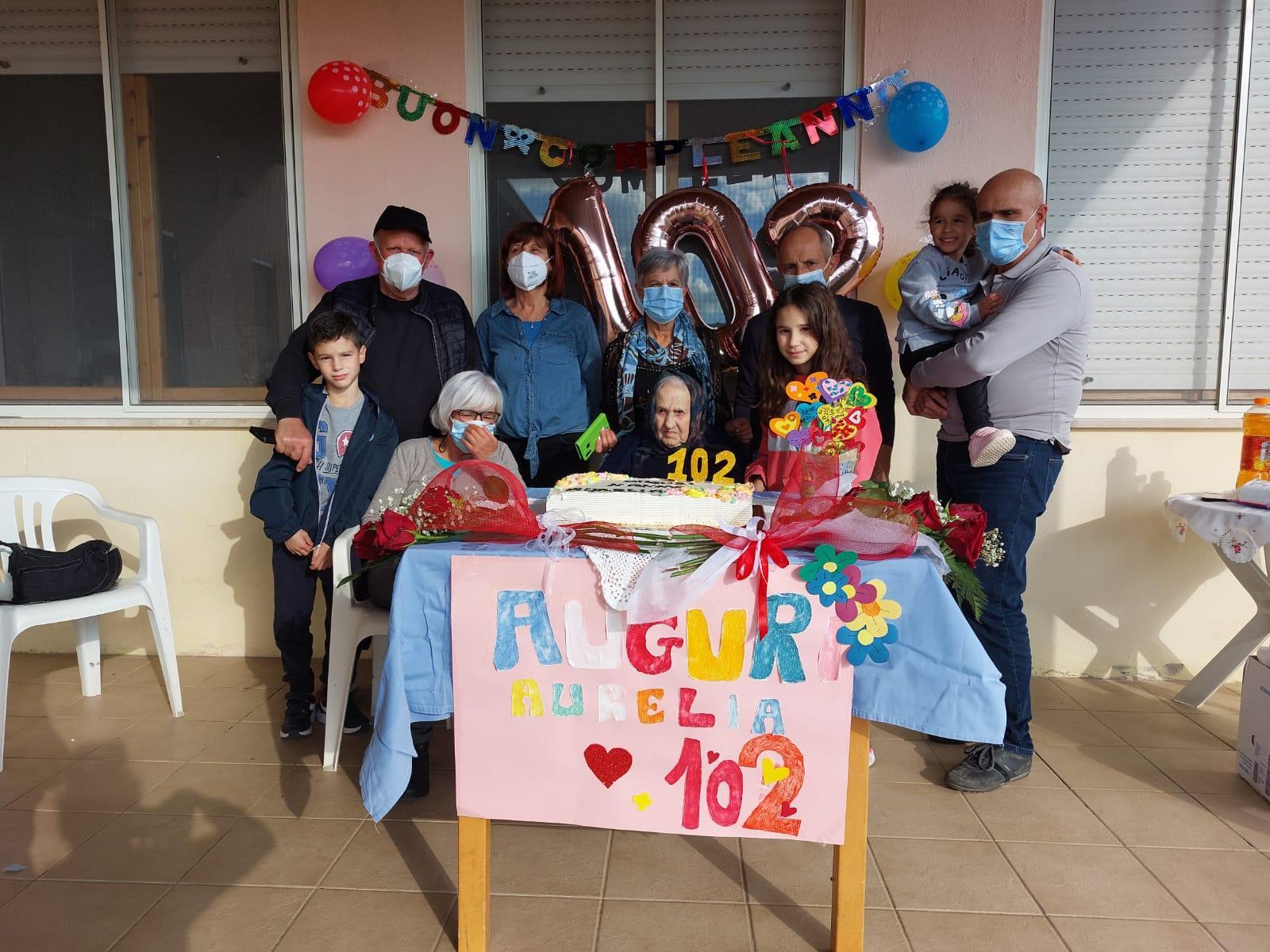 Aurelia Manca compie 102 anni: festa a Gesturi