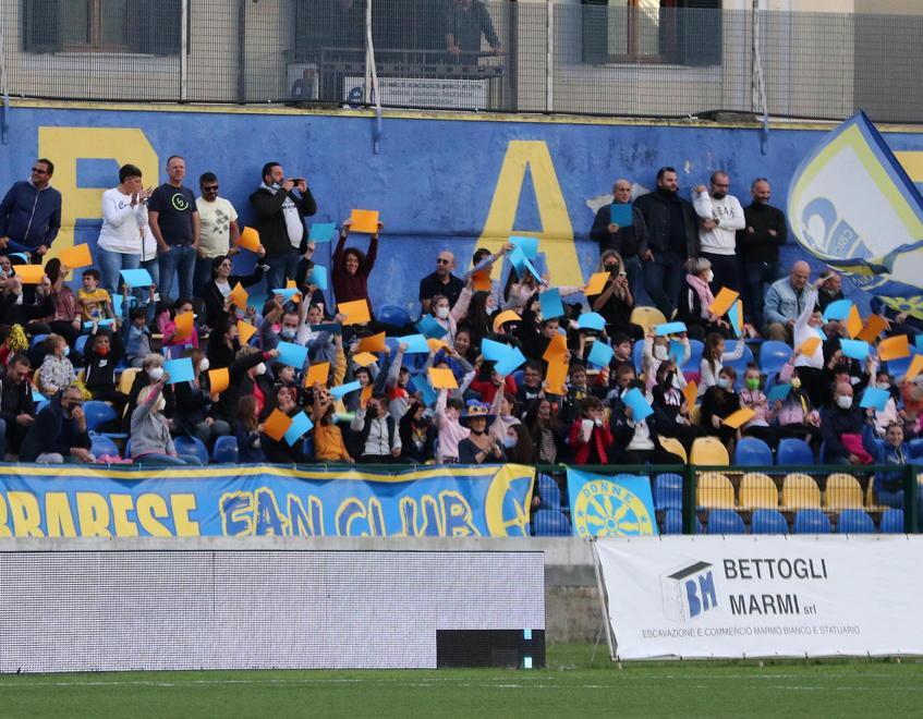 Carrarese, big match contro un Modena che già si candida alla promozione in B 