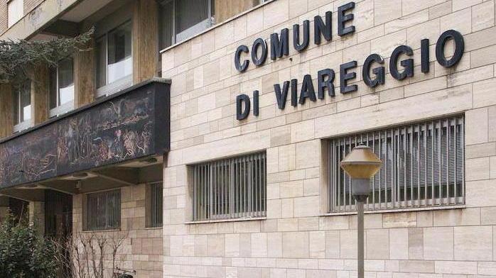 Informatico e geometri, bando aperto a Viareggio