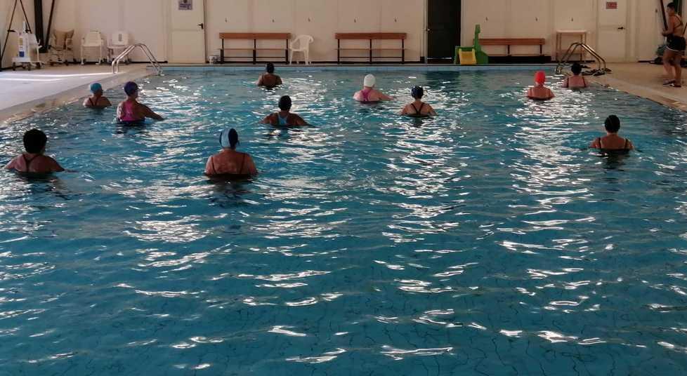 Nuoto, corsi per tutte le età Le istruzioni per iscriversi
