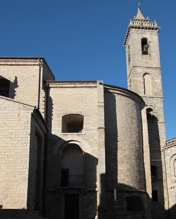 Trekking urbano comincia domenica il viaggio nella storia