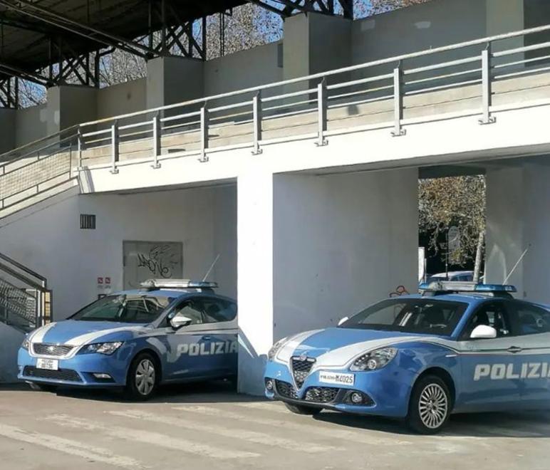 Modena. Gli nega un panino, lo aggredisce e vuole soldi 