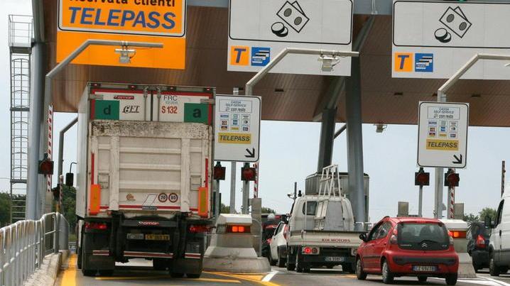 Tirrenica, 200 milioni dal governo come contentino. Ma manca il commissario e non si possono spendere