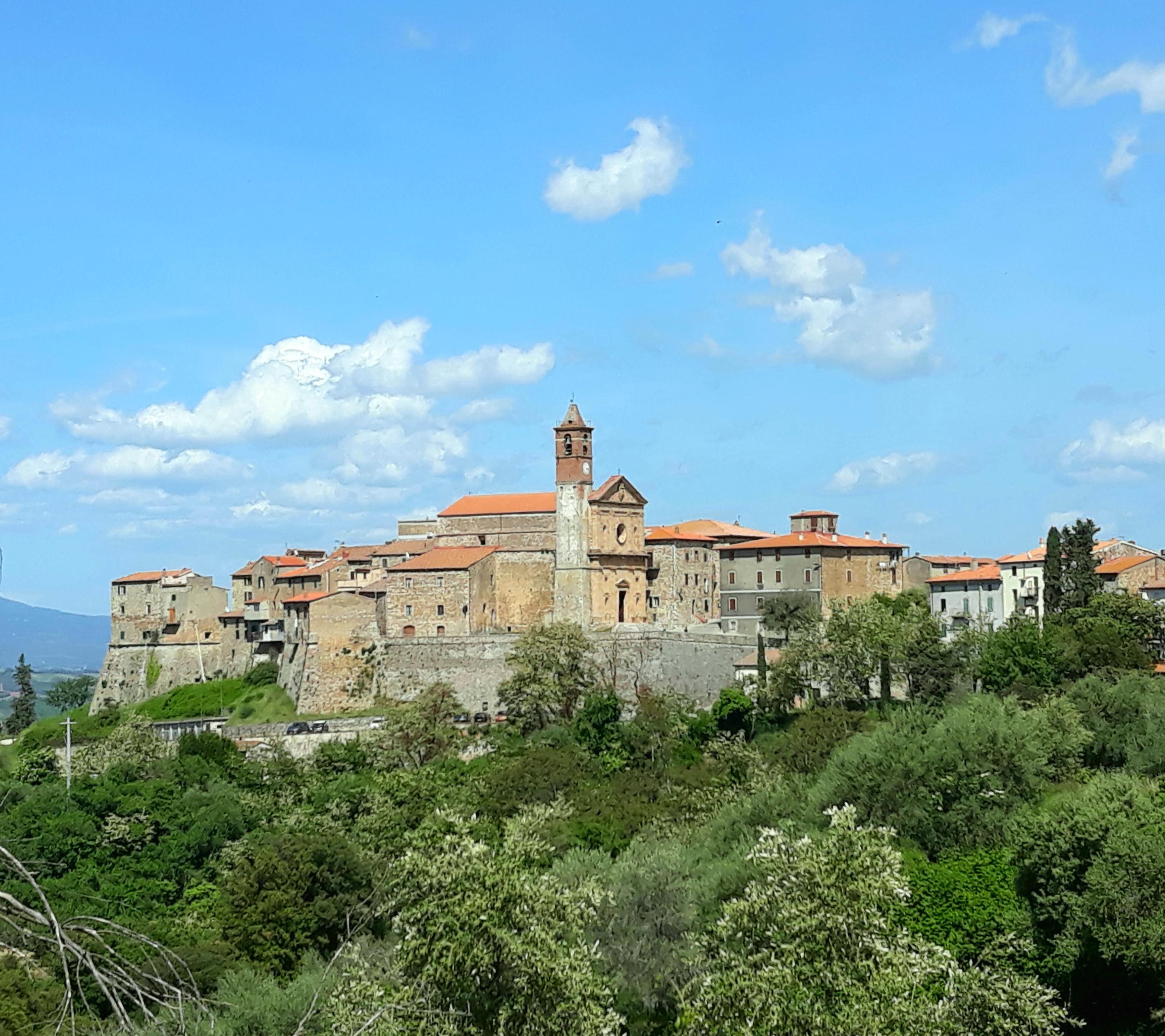 Il paese di Caldana