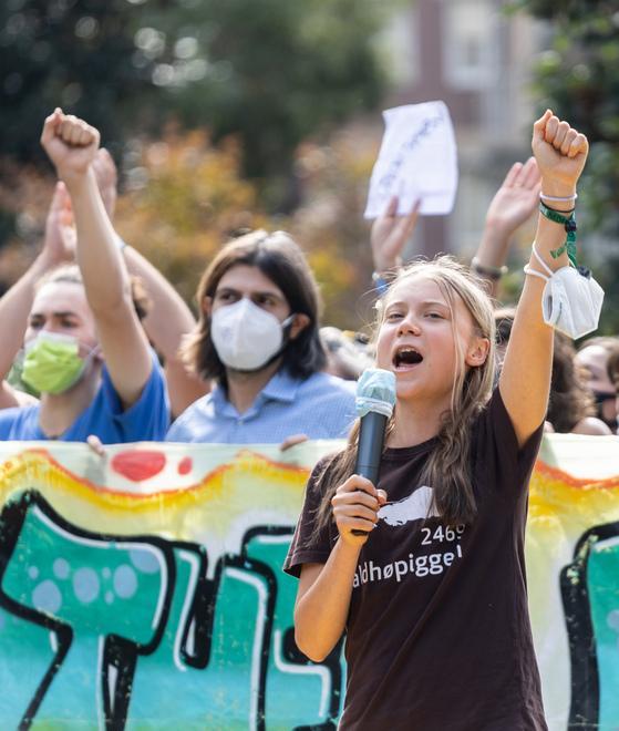 Modena, Laterza lancia Agorà «Futuro possibile se ci affideremo a donne e giovani» 