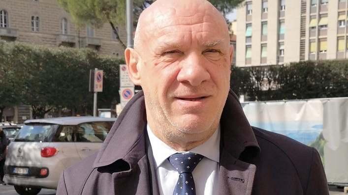 Pieruccini striglia Ricciardi «Ritratti le parole di Caffaz»