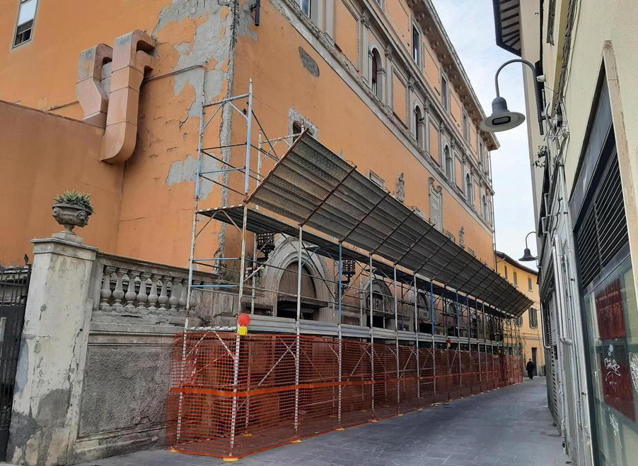 Palazzo Marraccini su via Mazzini è tutto ok 