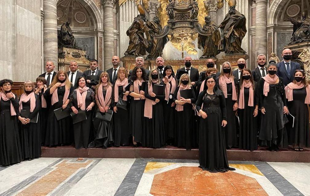 Il coro Harmonia Mundi si esibisce in Vaticano 