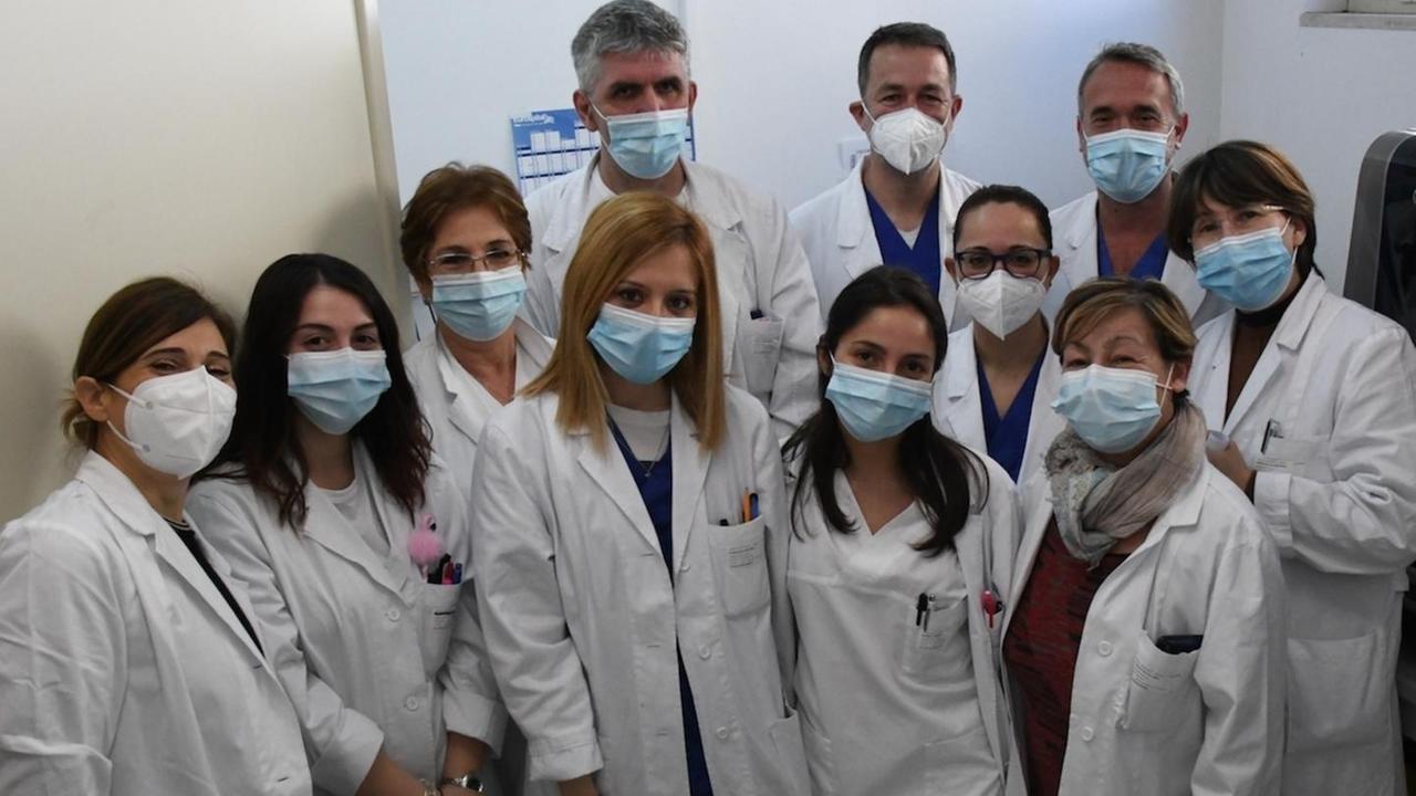 Nuoro, mai riconosciuto il laboratorio Covid primo nell’isola a sequenziare il virus