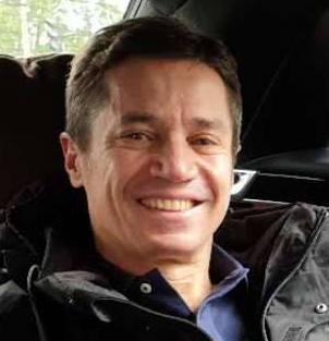 Perde il controllo della Golf morto medico di Cagliari 