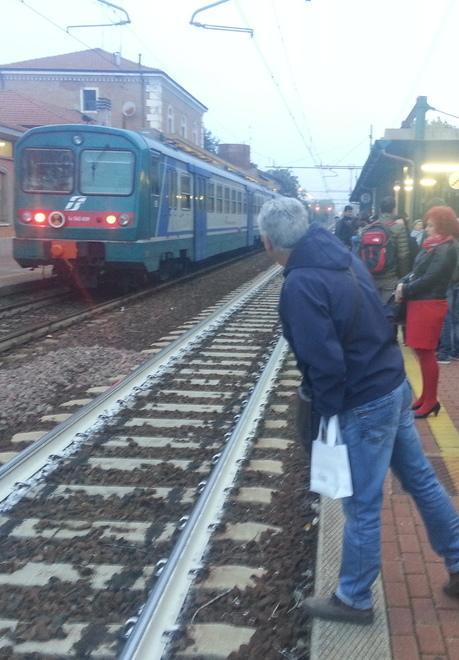 Modena-Carpi Treni “fantasma” senza passeggeri e convogli fermi Pendolari arrabbiati 