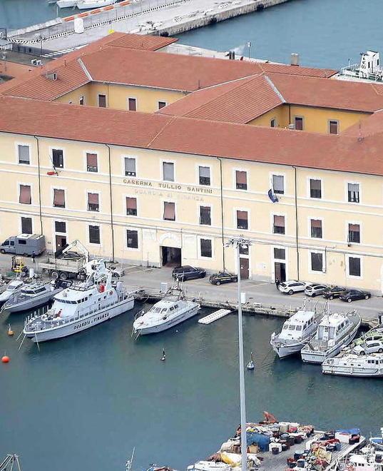 La caserma della guardia di finanza