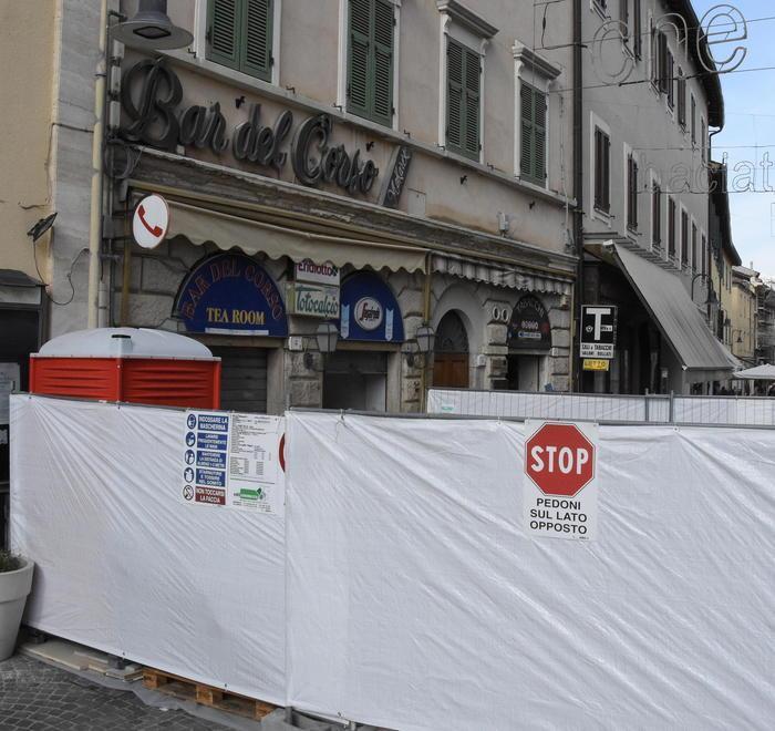 Una pasticceria rimpiazza il bar del Corso Apre a dicembre ed è caccia al personale 