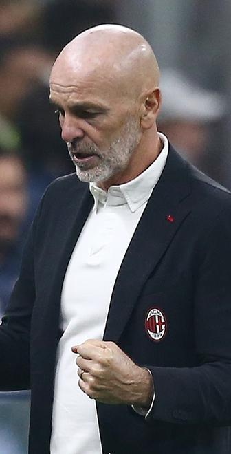 Sfida a distanza tra Napoli e Milan per i rossoneri l’ostacolo Mou