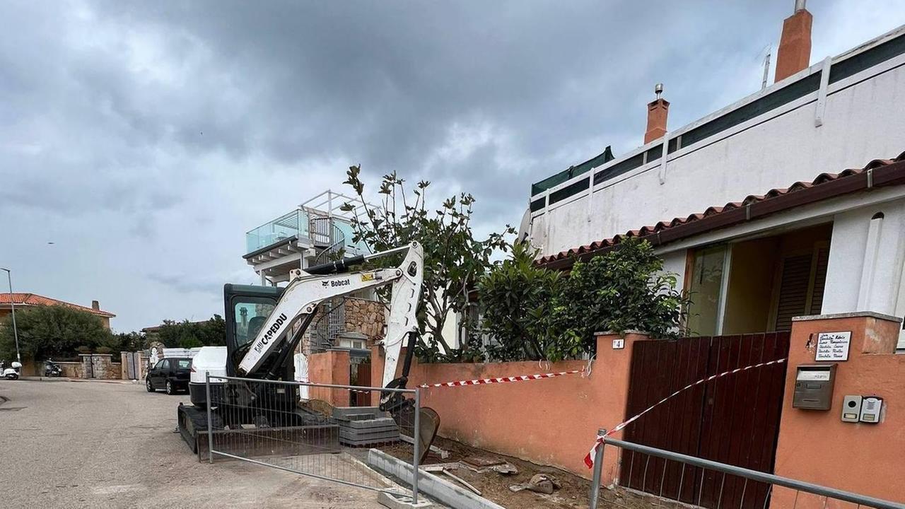 Lavori a Golfo Aranci nuovi marciapiedi al Vecchio semaforo