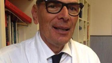 Il professor Menichetti va in pensione: «Lascio, ma sarei rimasto in corsia anche gratis. Non hanno voluto»