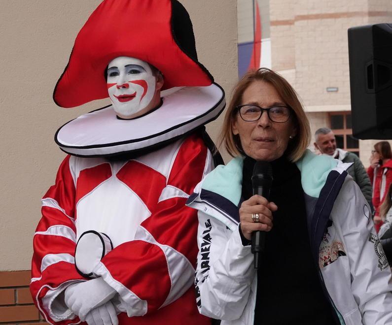 Carnevale di Viareggio 2022, per il nuovo manifesto si torna agli anni Trenta 