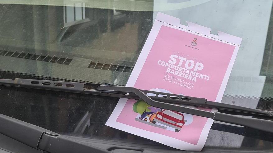 Più di settanta sanzioni e un’auto rimossa «Le multe vere, oltre a quelle “morali”»