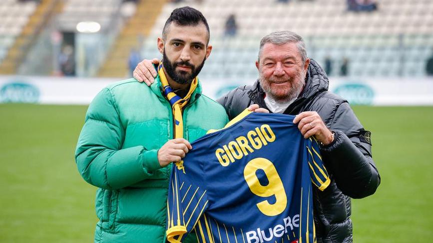 Rivetti premia Petrosyan