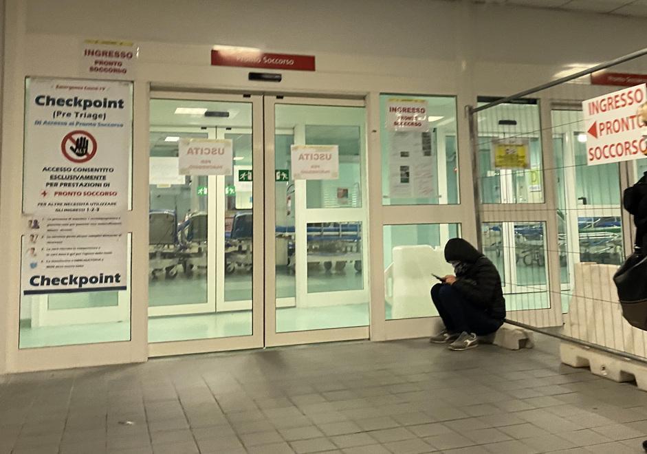 Alcol, quattordici ragazzi all’ospedale di Ferrara. Grave una diciottenne in Rianimazione 