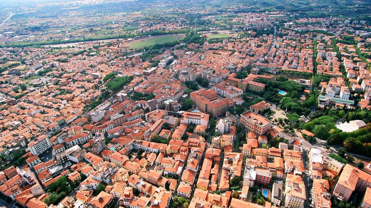 Prezzi delle case in caduta libera, in tutti i comuni flessioni fino al 10%