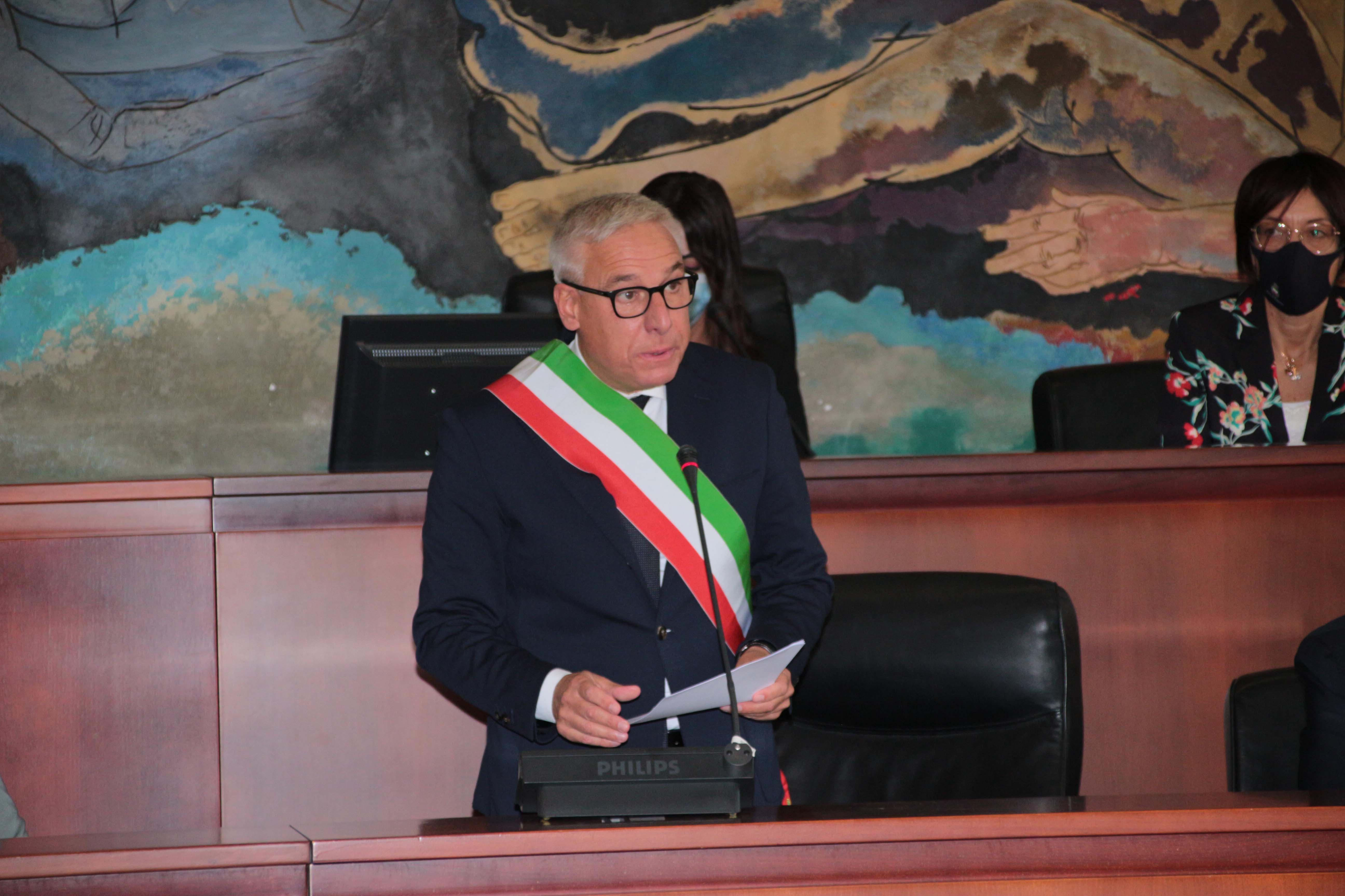 «Ha amministrato male», il sindaco di Viareggio Del Ghingaro a processo per diffamazione 