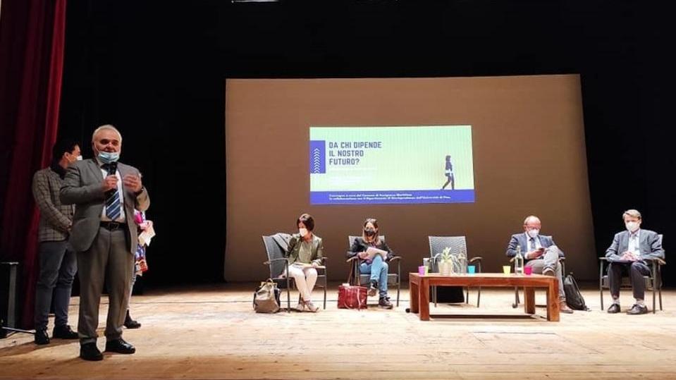 Partecipazione e democrazia al teatro Solvay e a distanza