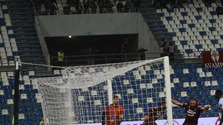 Anche nel fango la Reggiana è la più forte Battuta la Lucchese, il Cesena spinto a -3