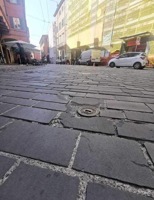 Modena. Canalchiaro rinnovato e già  tutto rotto «Difficile far coesistere bus e riqualificazioni» 