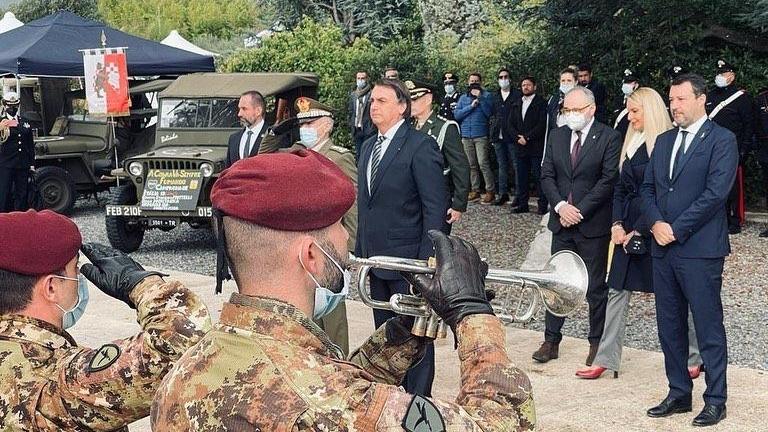 La Toscana snobba Bolsonaro: a Pistoia c’è Salvini, ma il sindaco (di destra) diserta