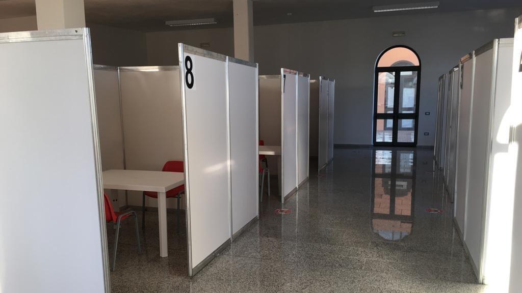 Maltempo, l'hub di Ozieri allagato: rinviate le vaccinazioni