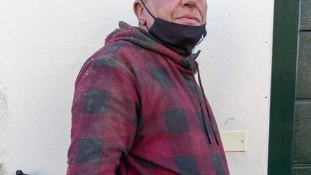 Crolla il tetto, una notte sotto le macerie «Mi ha salvato l’armadio di ciliegio»