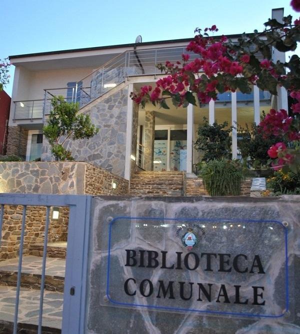 Stintino, la biblioteca comunale intitolata al Milite Ignoto