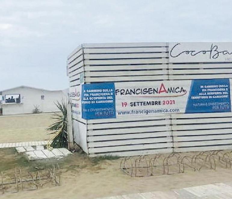 Picchiò il proprietario del bar al Lido e una guardia giurata: diciottenne arrestato 