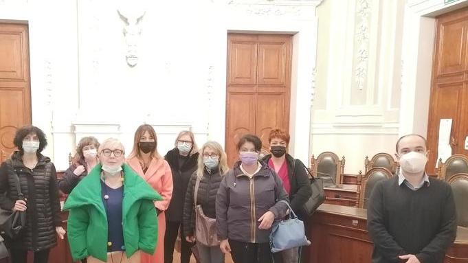 «Eravamo “angeli del Covid” Adesso siamo senza futuro»