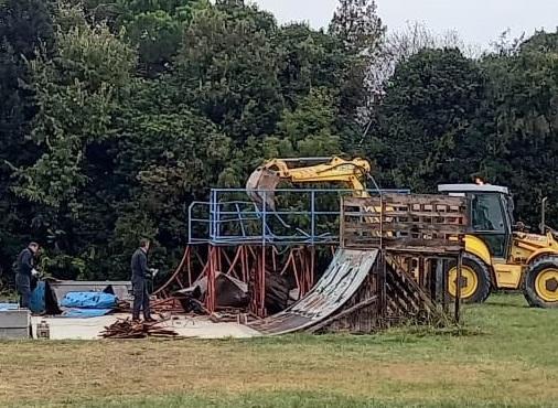 Addio allo skate park degradato e pericoloso Ieri è stato smantellato 