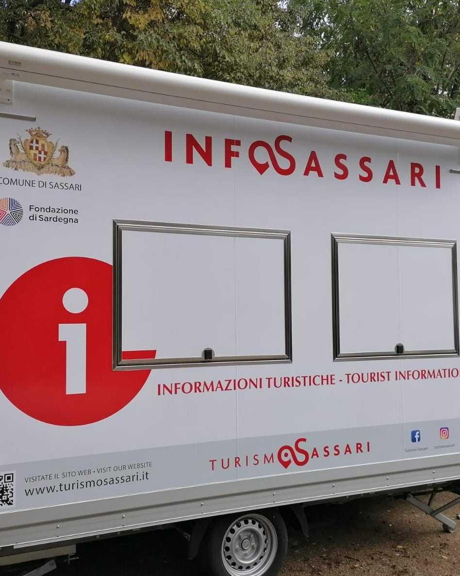 Un nuovo punto informativo turistico apre oggi all’Emiciclo