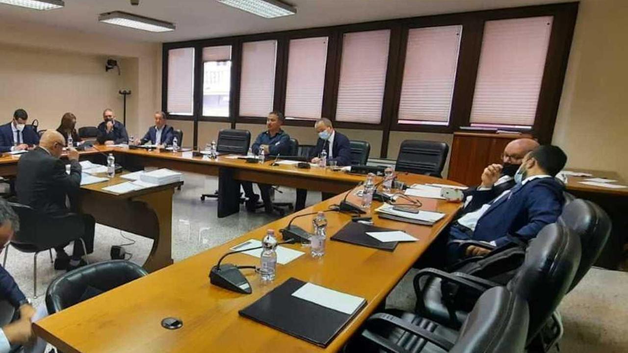 Lega e Udc puntano i piedi e bloccano le Commissioni