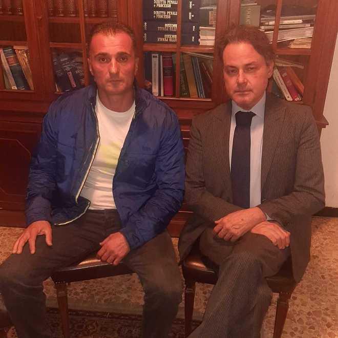 Ditran Nikolli con il suo avvocato Luigi Fornaciari Chittoni