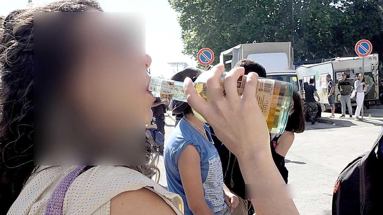 Ferrara, ordinanza anti alcol e assembramenti nella zona di San Romano