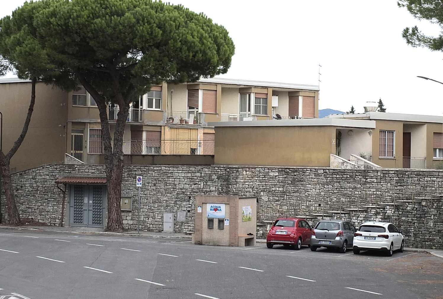 L'area dalla quale si era allontanato il pensionato (foto Muzzi)