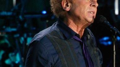 Gli 80 anni di Garfunkel leggenda folk con Simon Il duo di amici-nemici