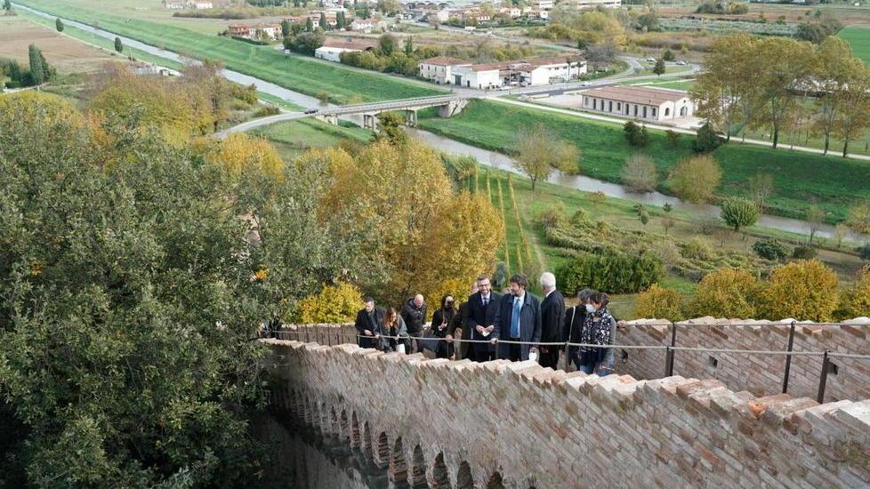 «Vicopisano esempio da seguire per il recupero di beni architettonici»