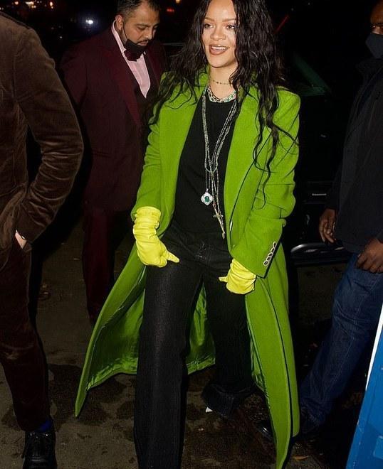 Il lanificio Ricceri veste la star Rihanna 