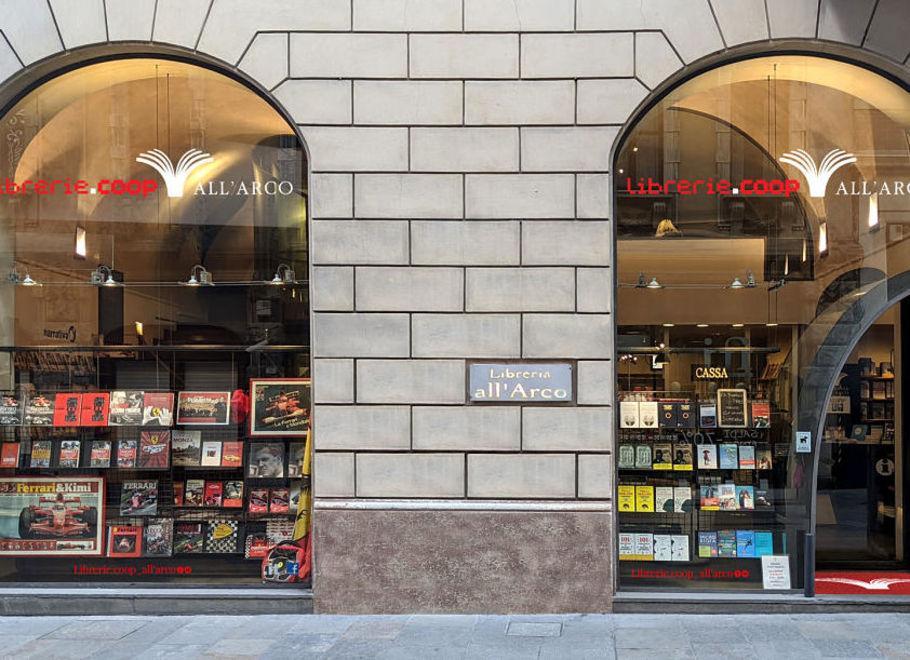 Due autori di racconti gialli ospiti alla libreria Coop All’Arco